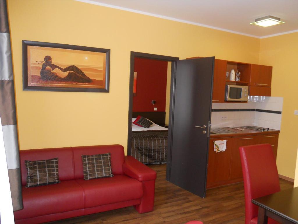 Apparthotel Belle Vue La Louvière Habitación foto