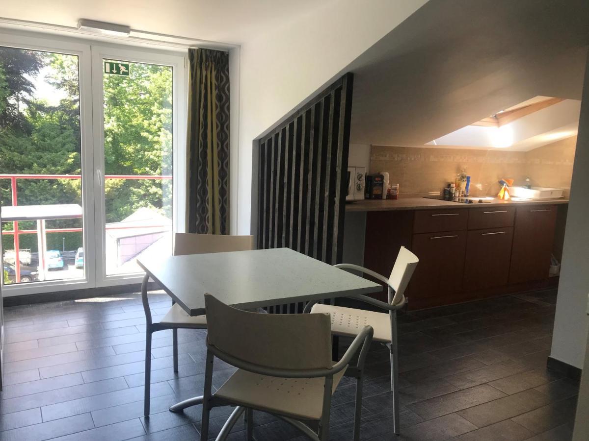 Apparthotel Belle Vue La Louvière Exterior foto